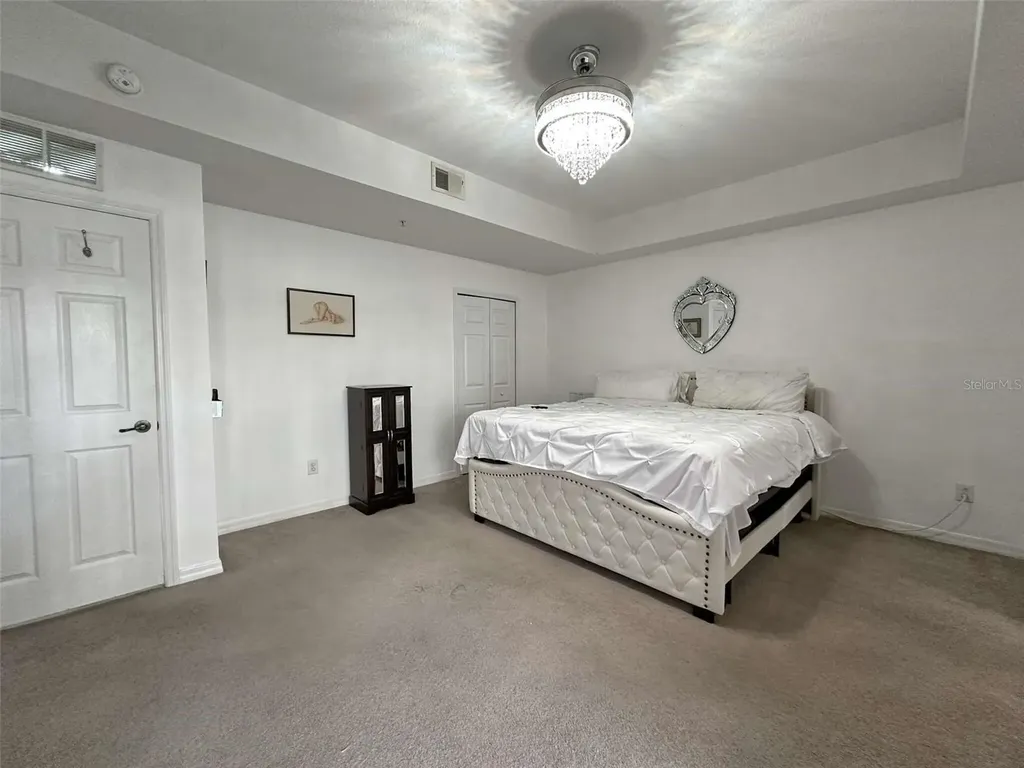 21019 Sunpoint Way Lutz FL 33558