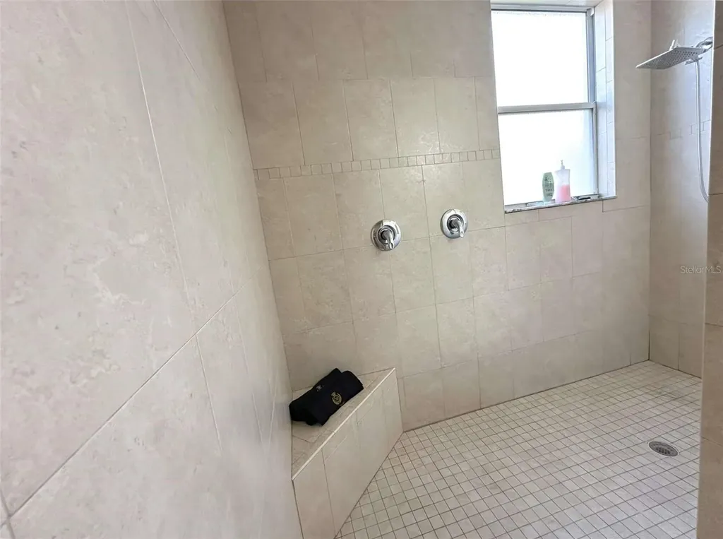 21019 Sunpoint Way Lutz FL 33558