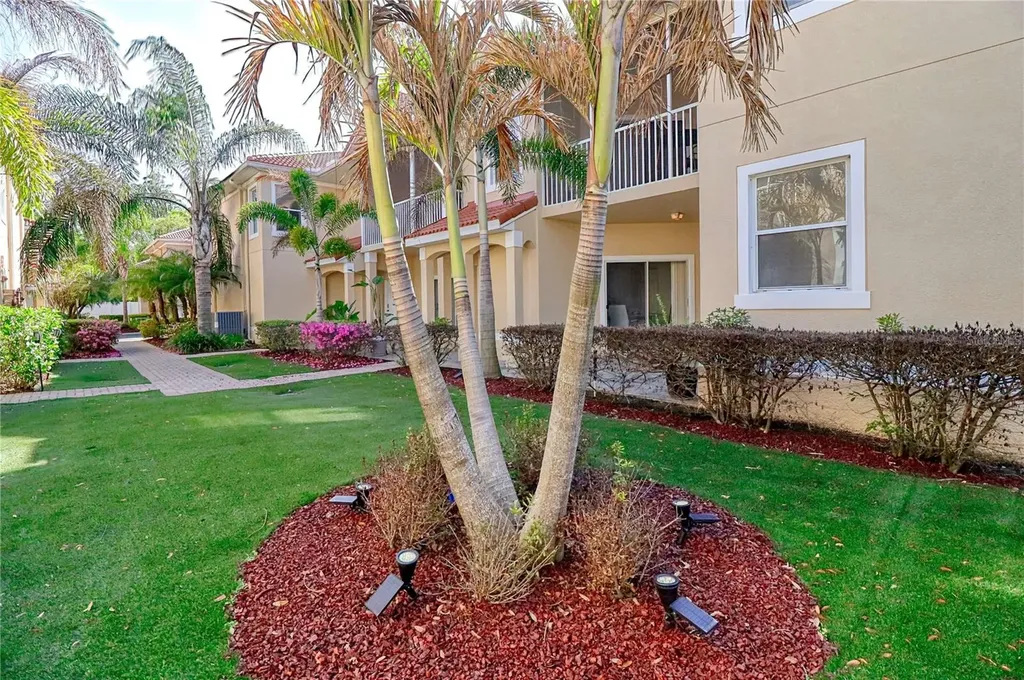 21019 Sunpoint Way Lutz FL 33558