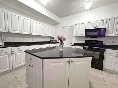 21019 Sunpoint Way Lutz FL 33558