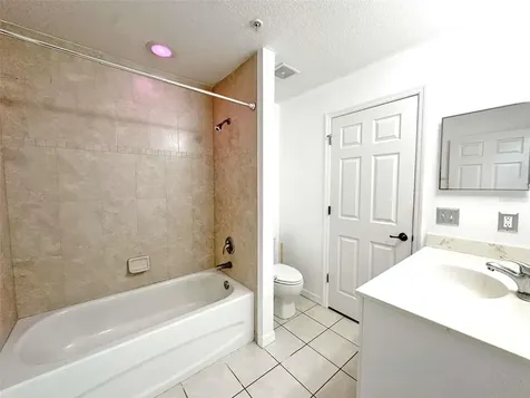 21019 Sunpoint Way Lutz FL 33558