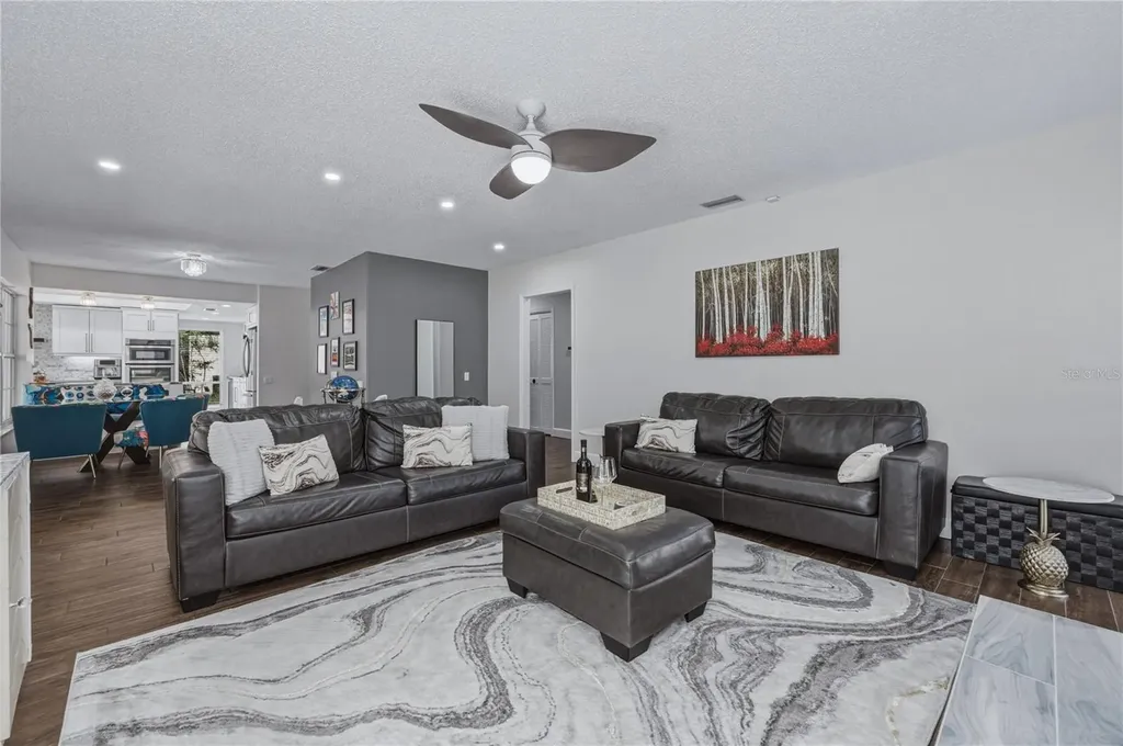 17820 Grey Brooke Drive Tampa FL 33647