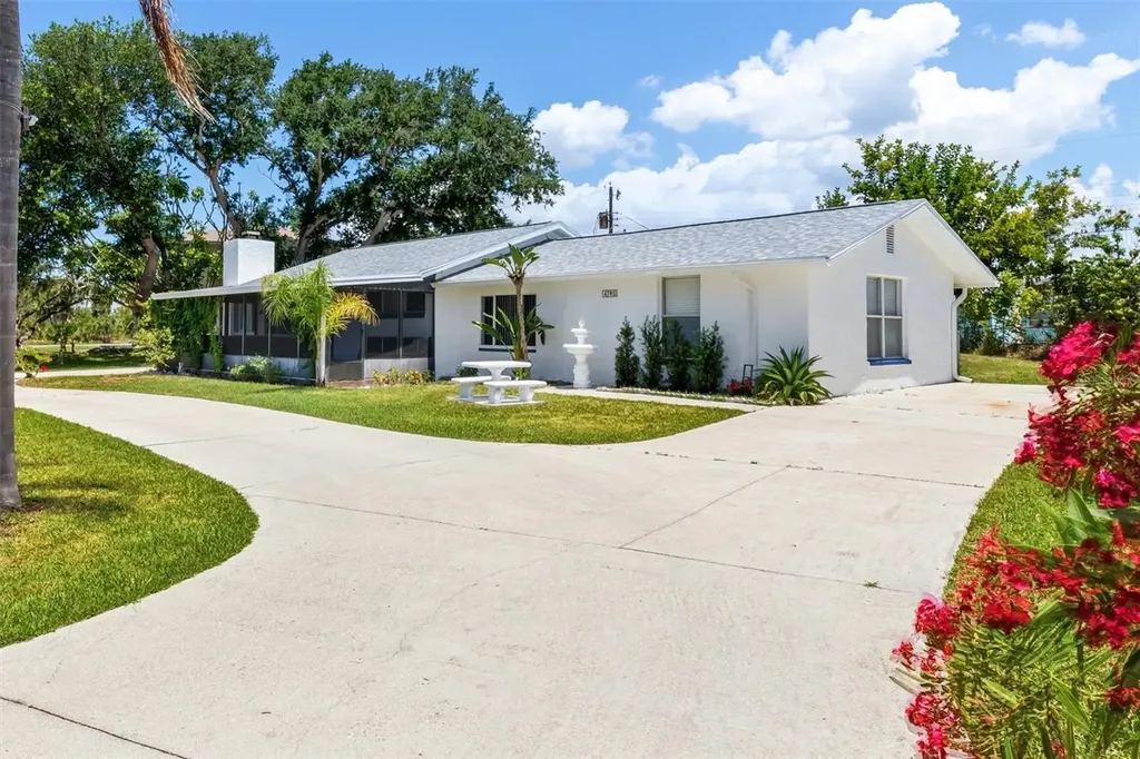 4705 Lemon Bay Drive Venice FL 34293