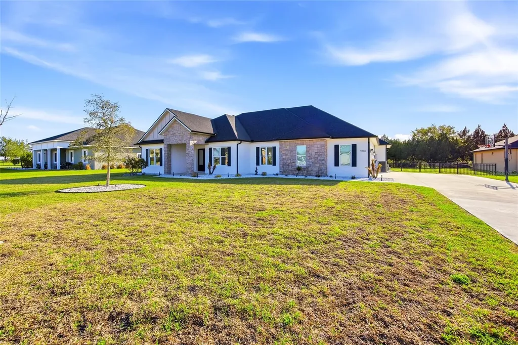 9665 SE 61st Terrace Belleview FL 34420