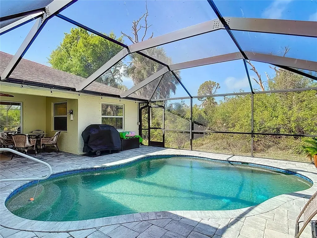 208 Jennifer Drive Rotonda West FL 33947