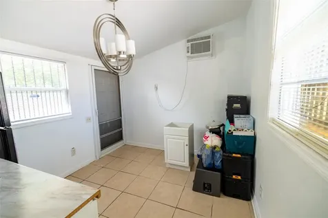 3714 N 55th Street Tampa FL 33619