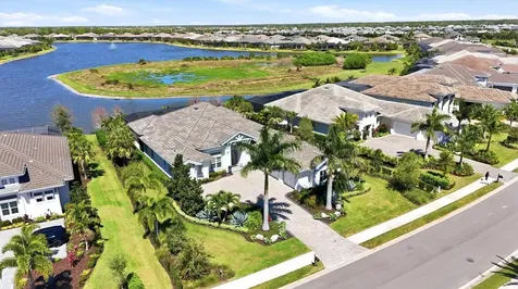 17115 Salerno Drive Bradenton FL 34202