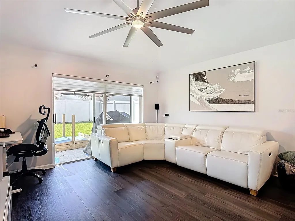 3238 Whooping Crane Run Kissimmee FL 34741