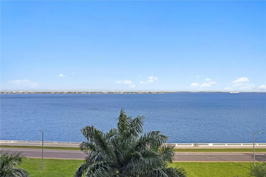 3301 Bayshore Boulevard Tampa FL 33629