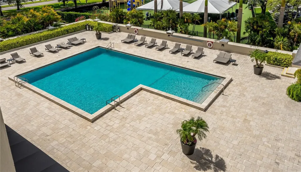 3301 Bayshore Boulevard Tampa FL 33629