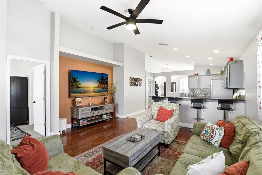 2501 Balmoral Drive Kissimmee FL 34744