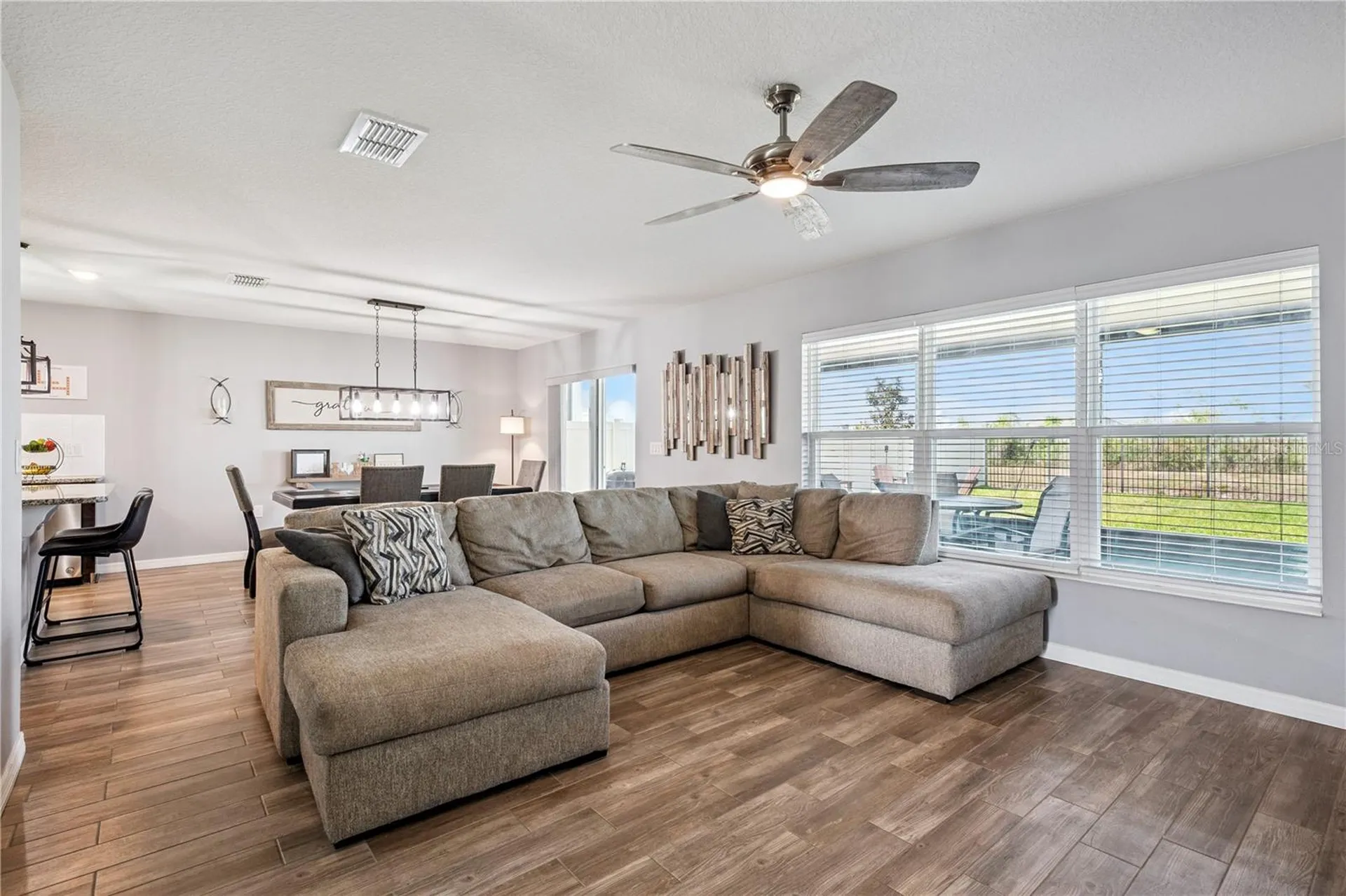 606 Preserve Pointe Boulevard Davenport FL 33837