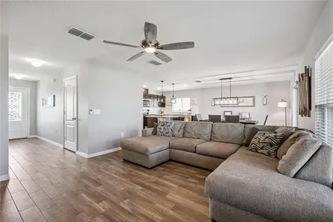 606 Preserve Pointe Boulevard Davenport FL 33837
