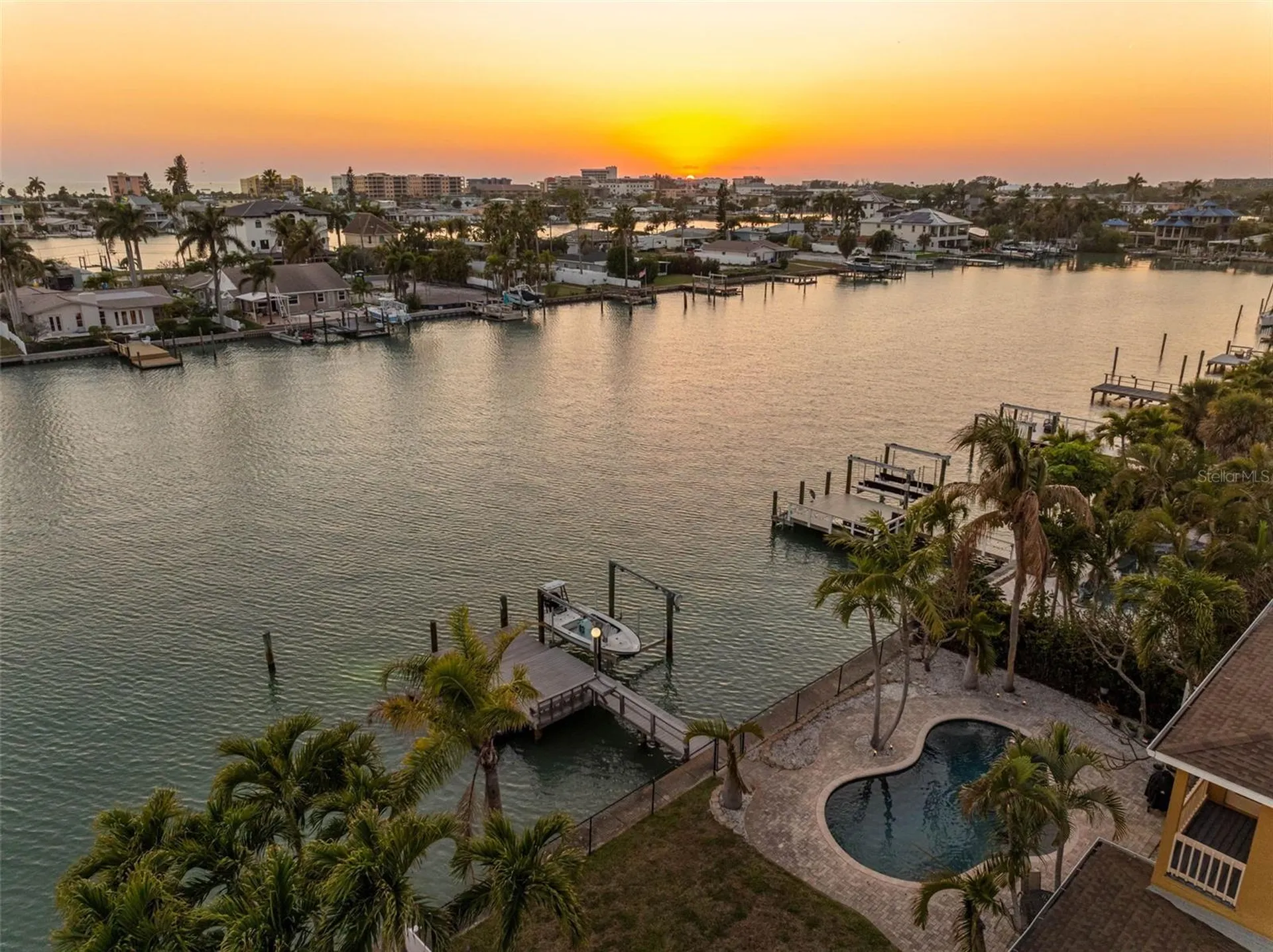 11260 5th Street E Treasure Island FL 33706