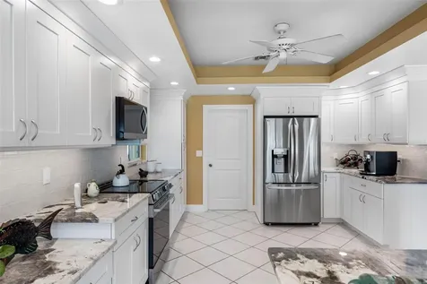 11260 5th Street E Treasure Island FL 33706