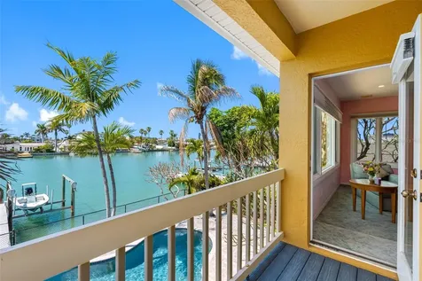11260 5th Street E Treasure Island FL 33706