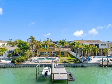 11260 5th Street E Treasure Island FL 33706
