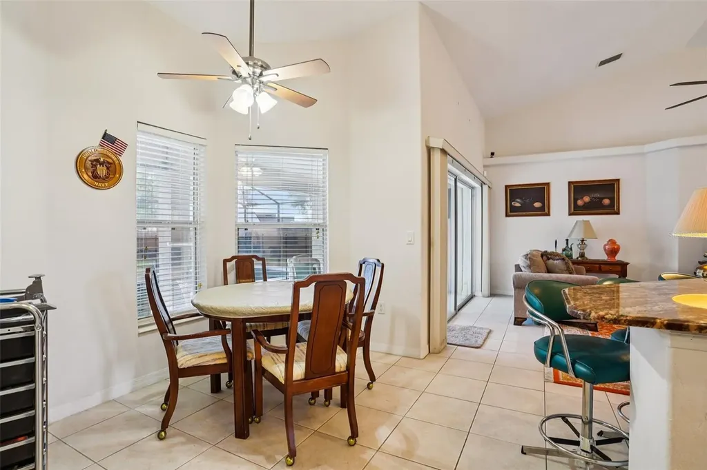 13116 Glenview Lane Grand Island FL 32735