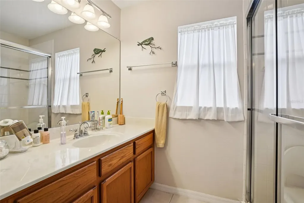 13116 Glenview Lane Grand Island FL 32735