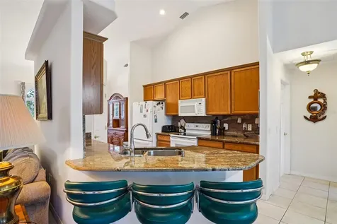 13116 Glenview Lane Grand Island FL 32735