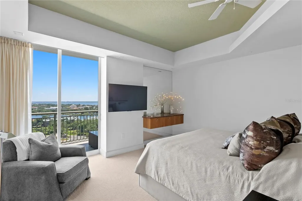 450 Knights Run Avenue Tampa FL 33602