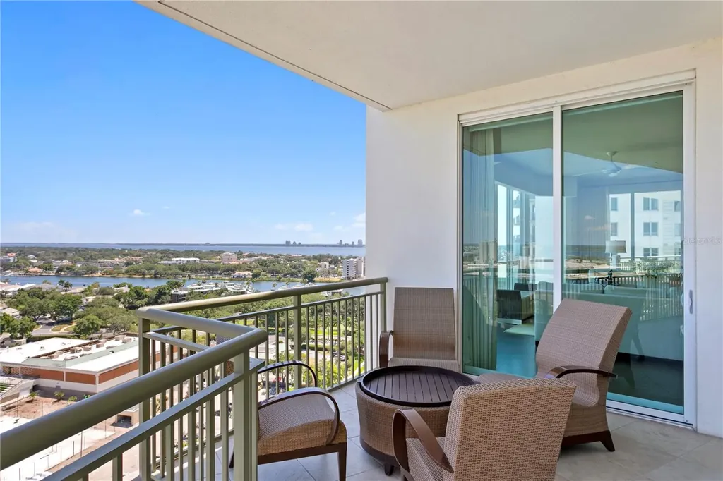 450 Knights Run Avenue Tampa FL 33602