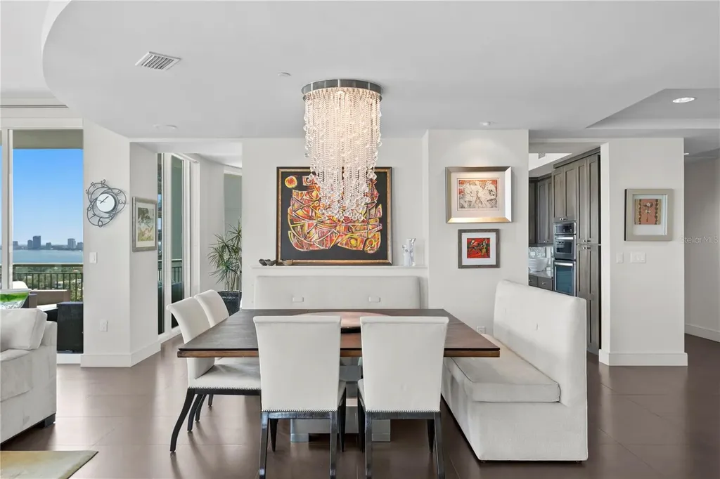 450 Knights Run Avenue Tampa FL 33602