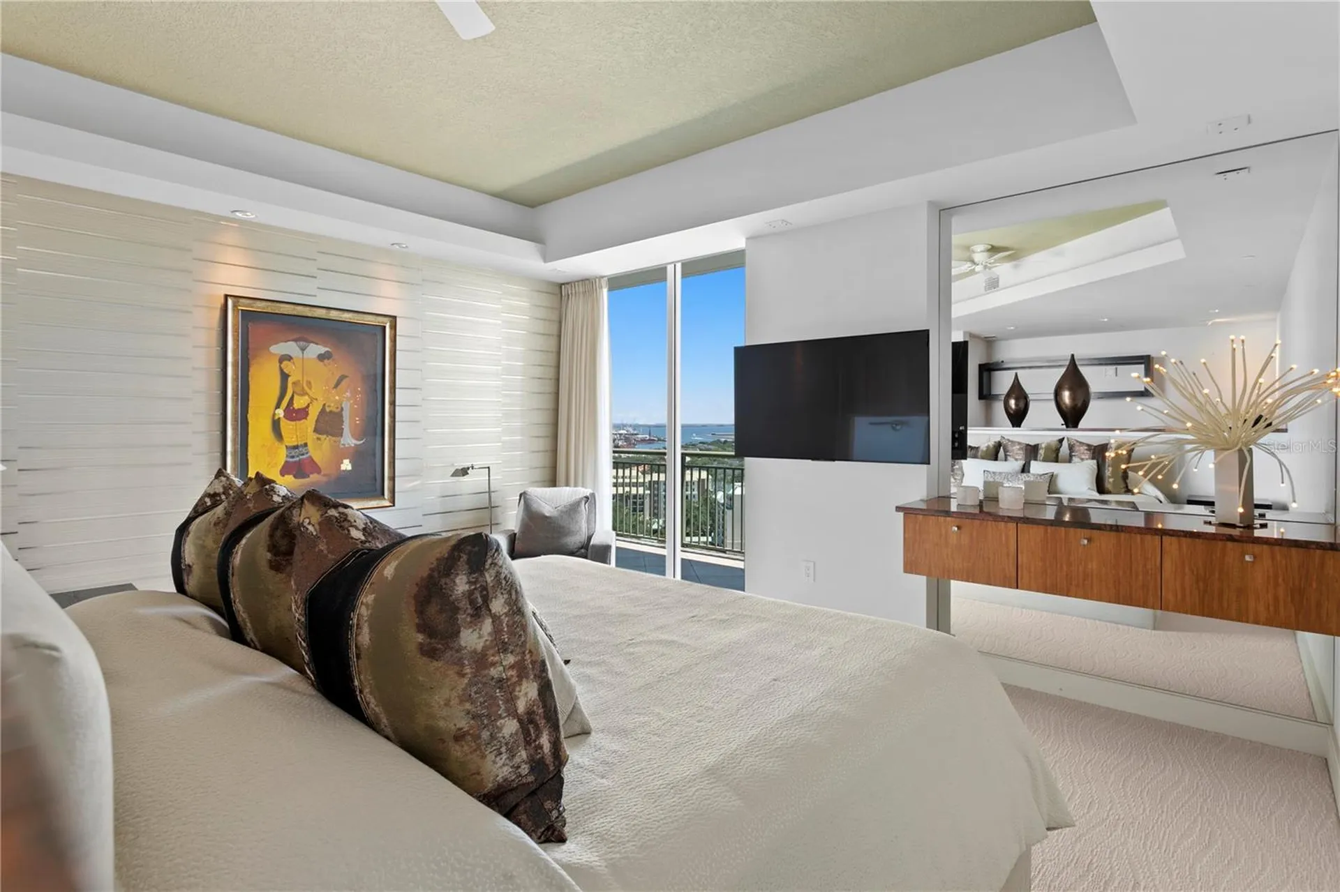 450 Knights Run Avenue Tampa FL 33602