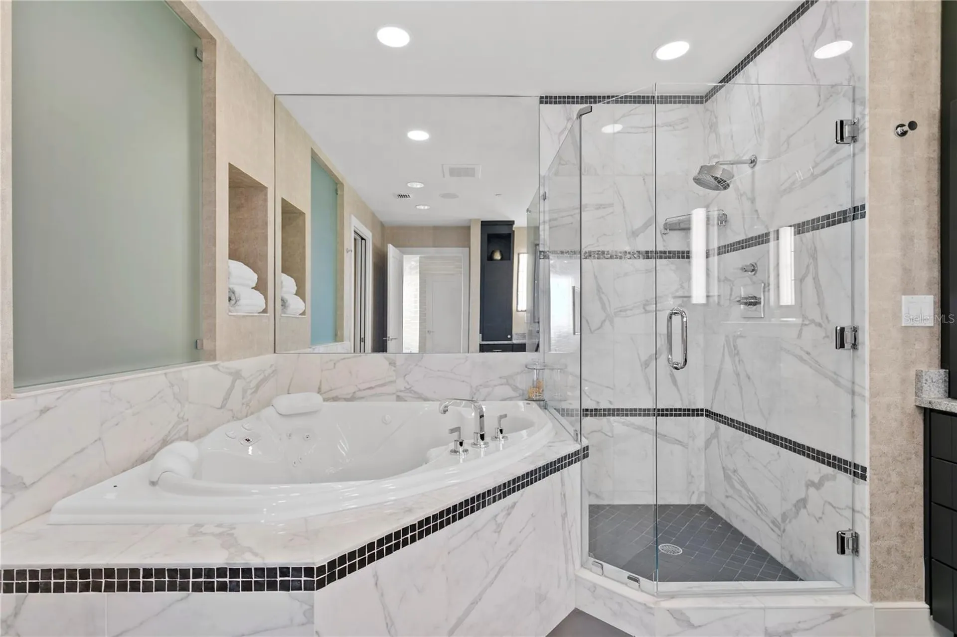 450 Knights Run Avenue Tampa FL 33602