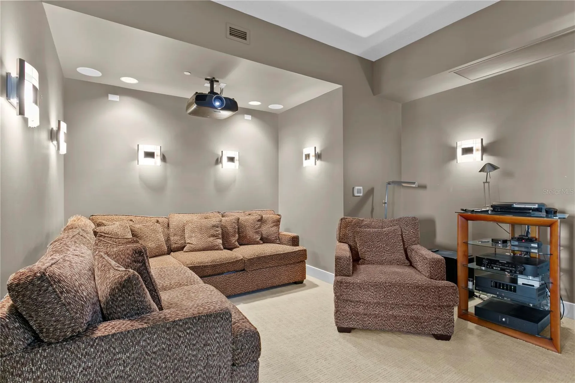 450 Knights Run Avenue Tampa FL 33602