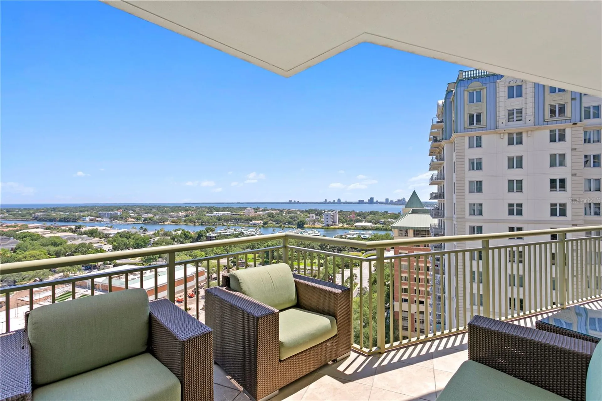 450 Knights Run Avenue Tampa FL 33602