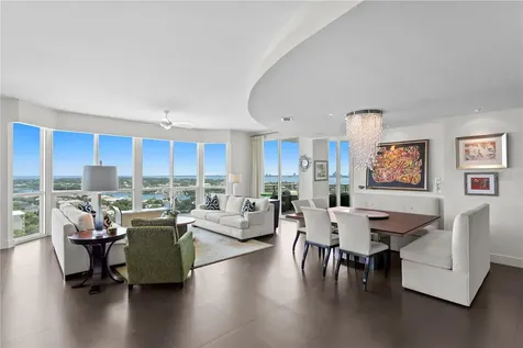 450 Knights Run Avenue Tampa FL 33602