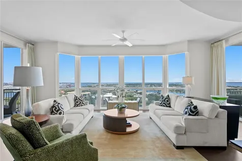 450 Knights Run Avenue Tampa FL 33602