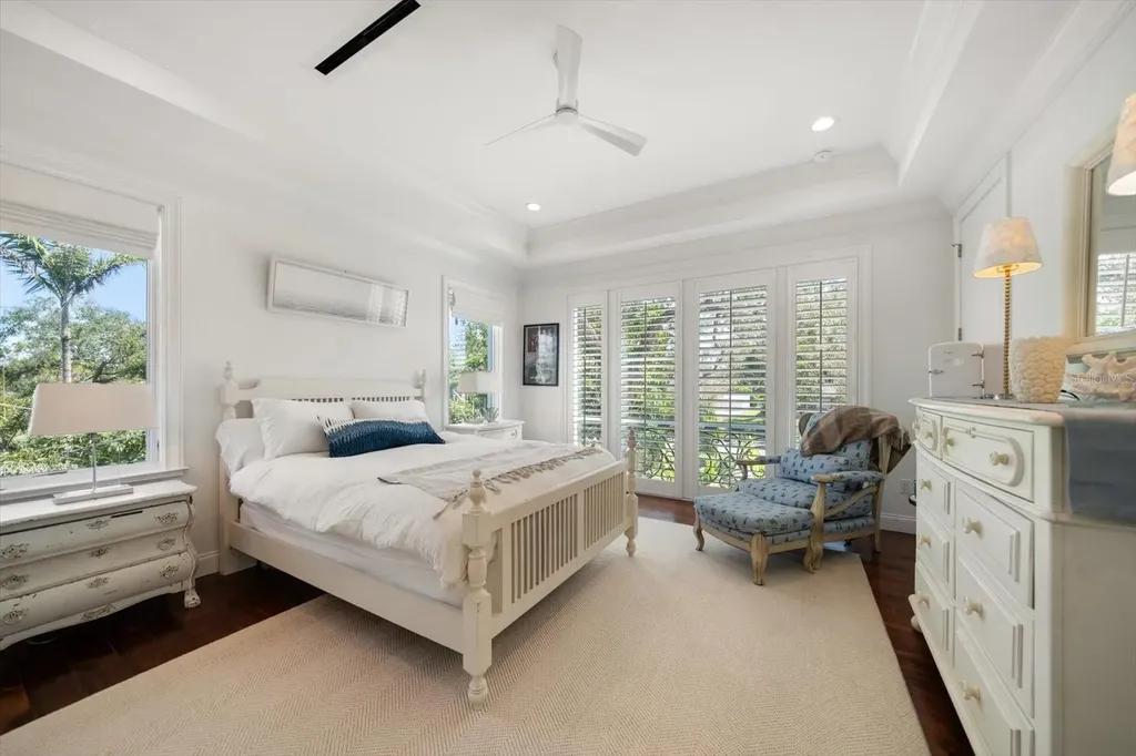 110 Harbor View Lane Belleair Bluffs FL 33770