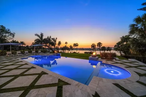110 Harbor View Lane Belleair Bluffs FL 33770