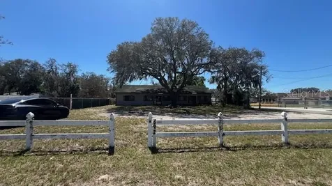 302 Broadway Boulevard SE Polk City FL 33868