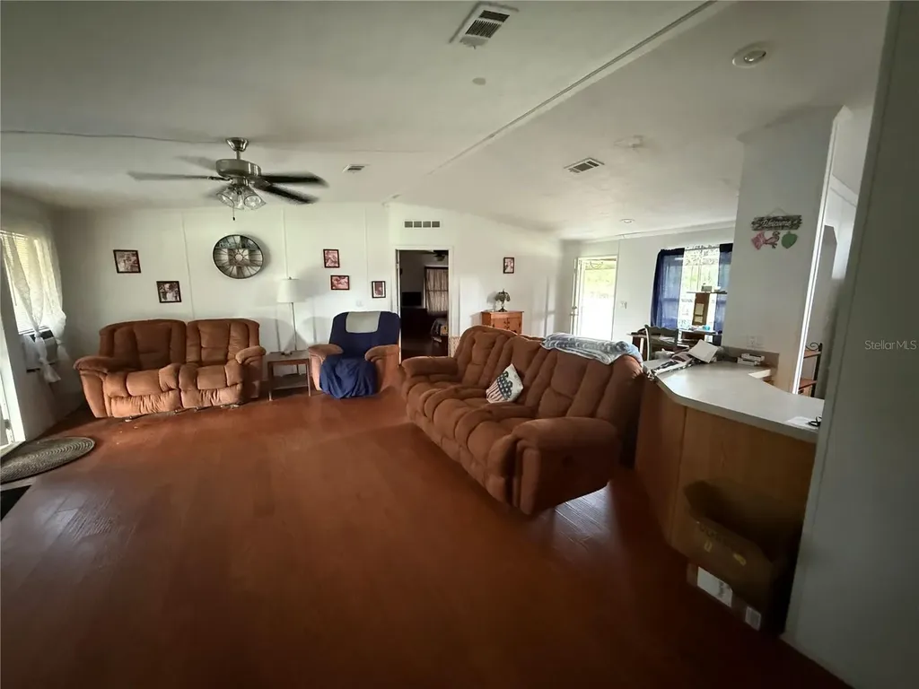 301 Golden Trail Lake Placid FL 33852