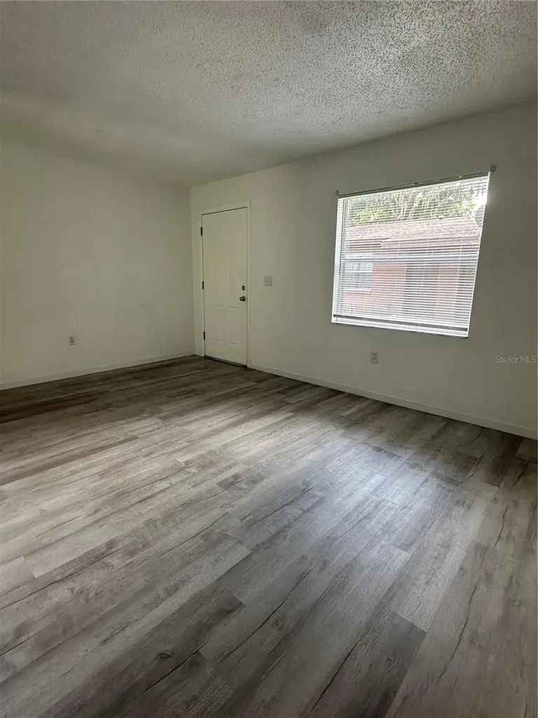 704 Sunset Avenue Auburndale FL 33823