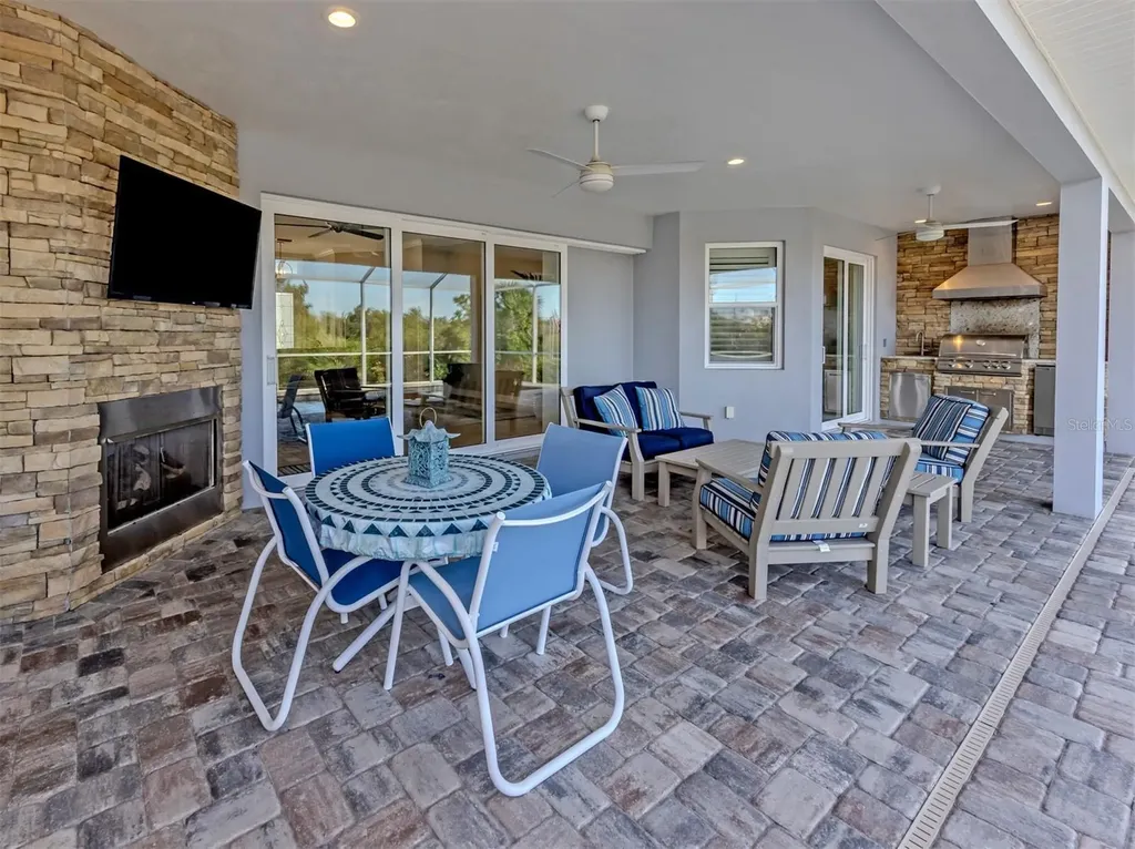 18061 Wooden Skiff Court Nokomis FL 34275
