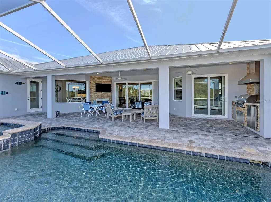18061 Wooden Skiff Court Nokomis FL 34275