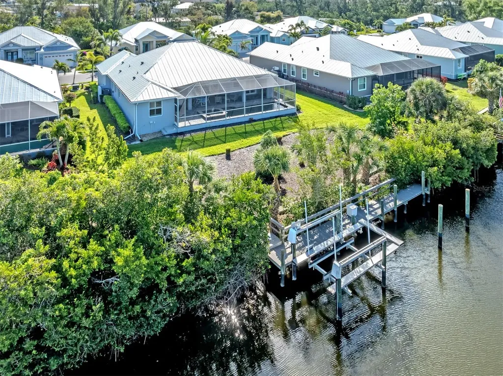 18061 Wooden Skiff Court Nokomis FL 34275