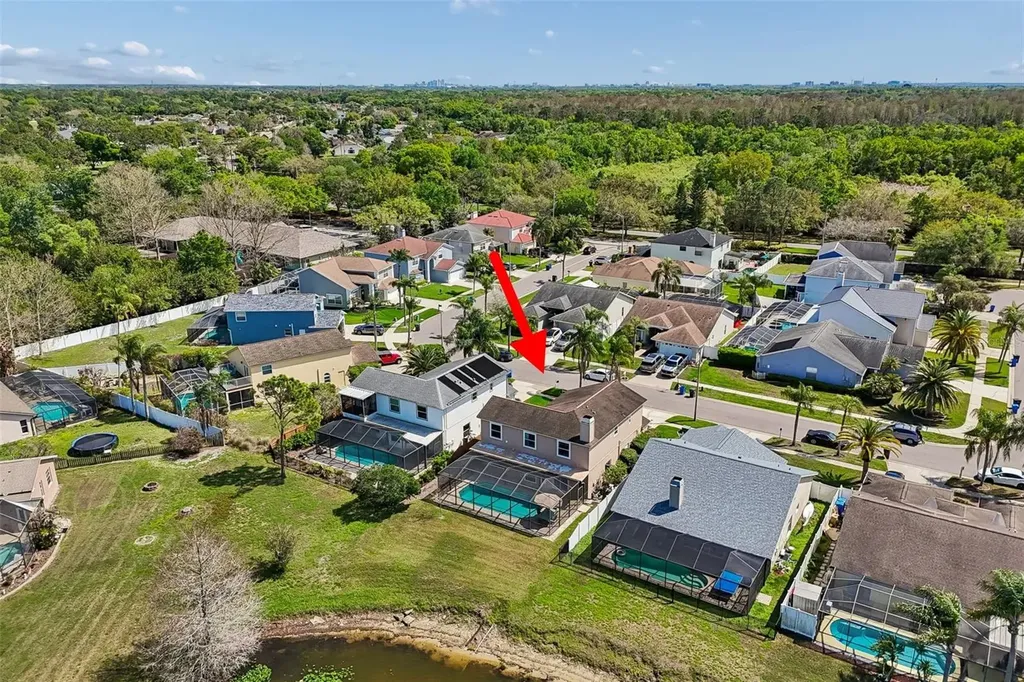 11415 Whispering Hollow Tampa FL 33635
