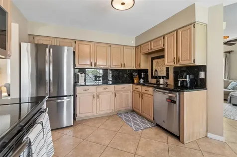 11415 Whispering Hollow Tampa FL 33635