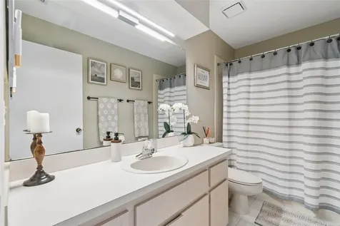 11415 Whispering Hollow Tampa FL 33635