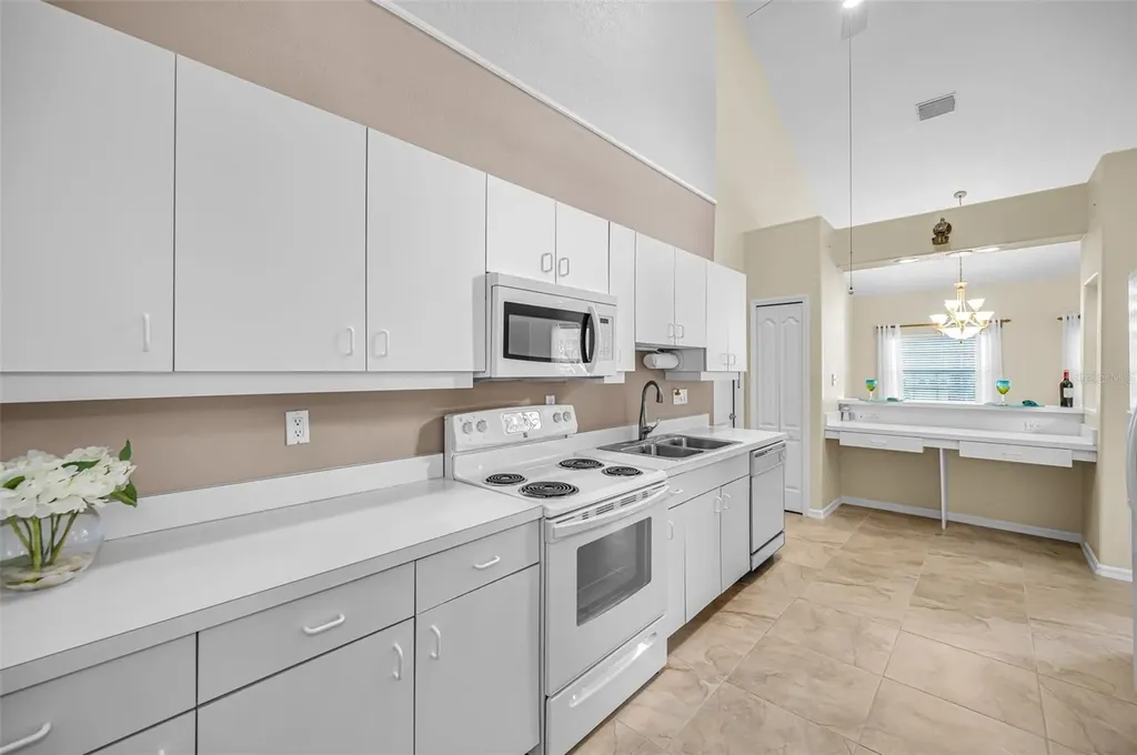 2175 Oak Forest Lane Palm Harbor FL 34683