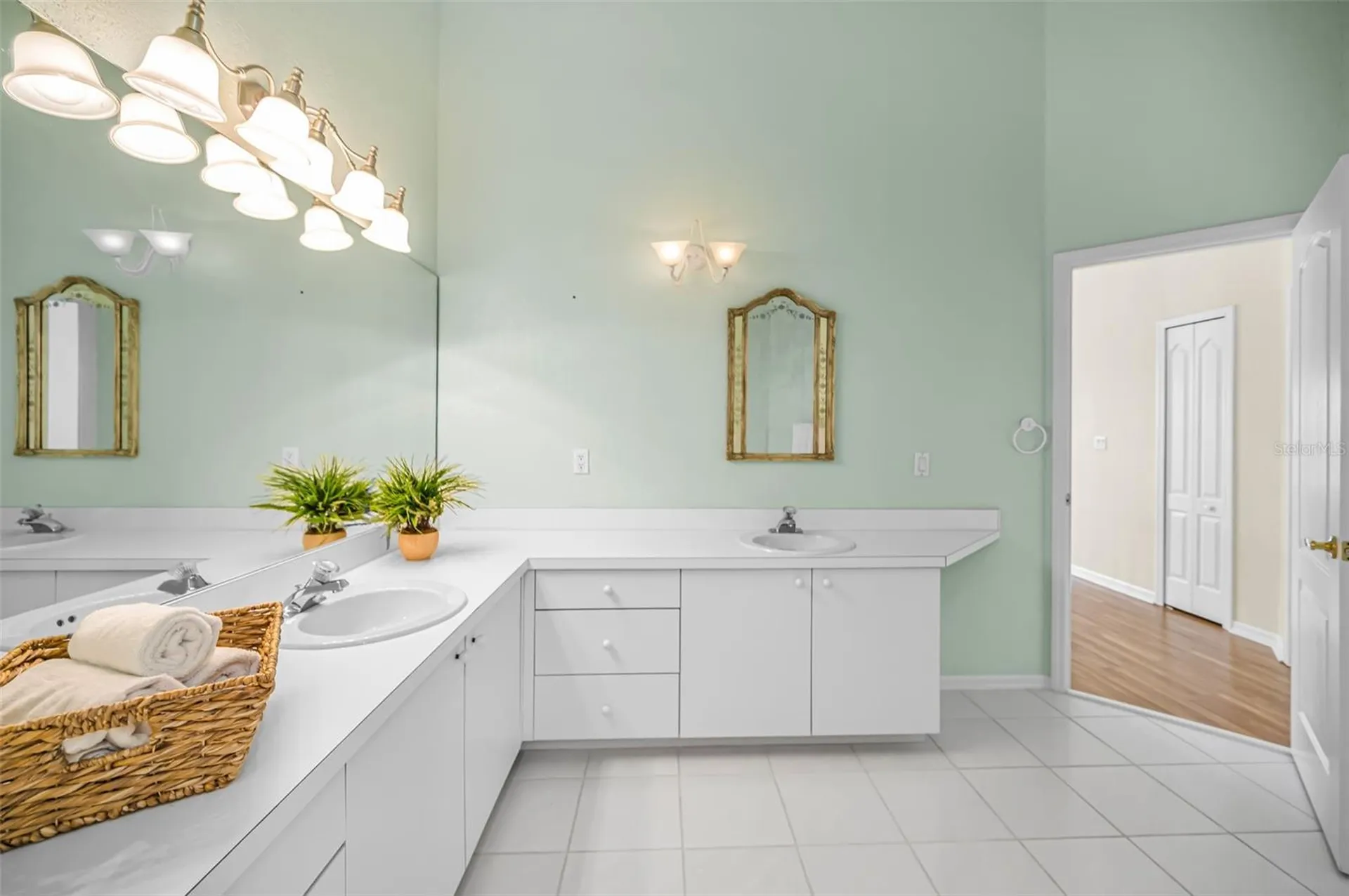 2175 Oak Forest Lane Palm Harbor FL 34683