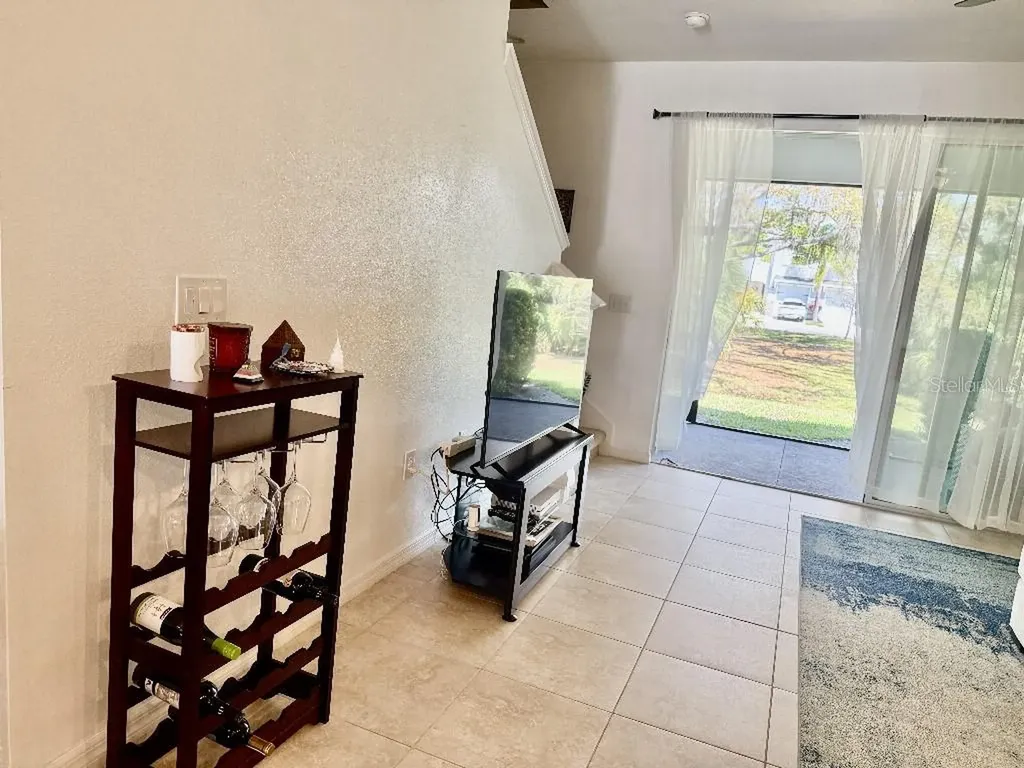 8618 Palmer Park Circle Sarasota FL 34238