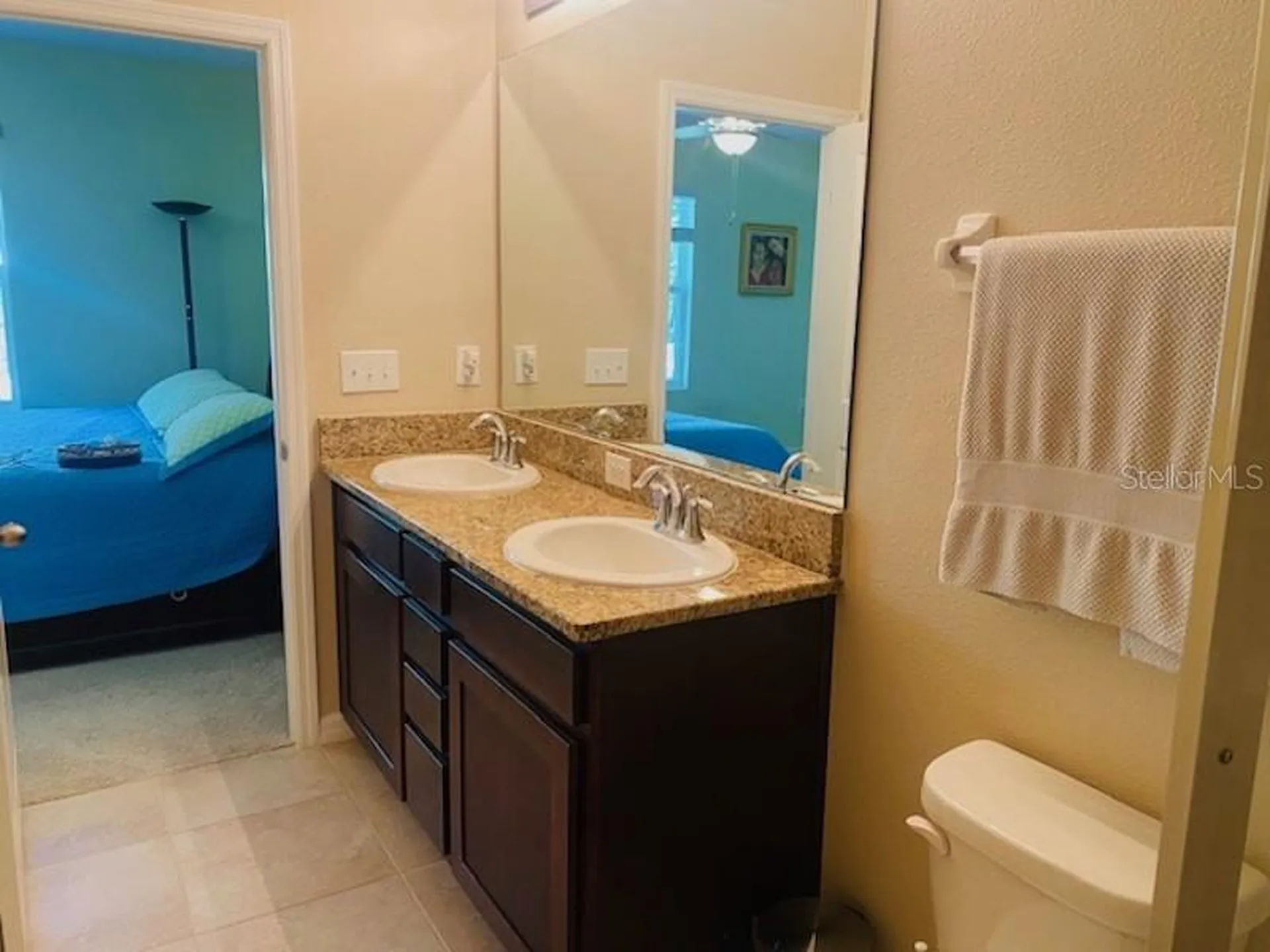 8618 Palmer Park Circle Sarasota FL 34238