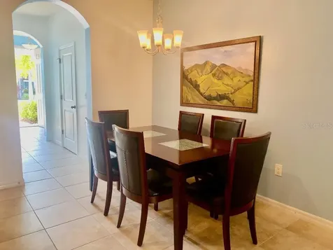 8618 Palmer Park Circle Sarasota FL 34238