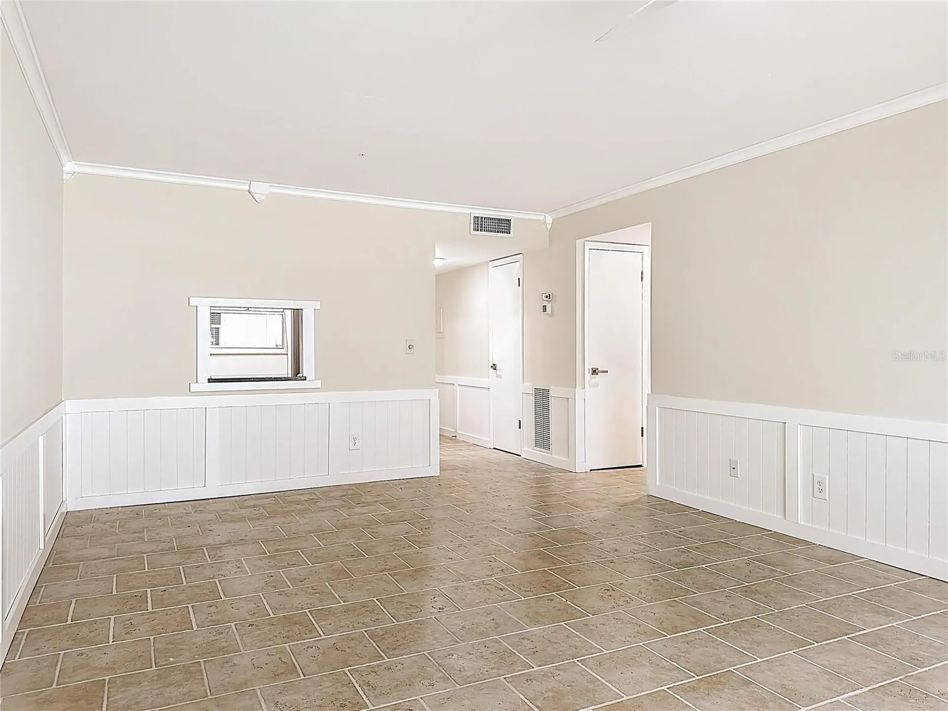 1310 Glen Oaks Drive E Sarasota FL 34232